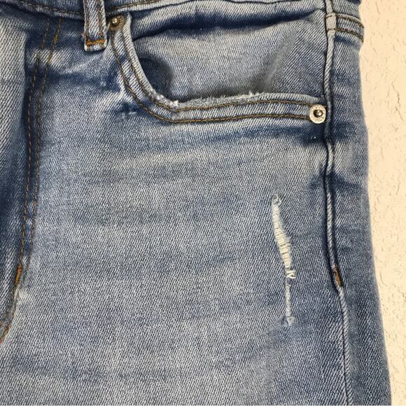 Lovers and Friends Mason High Rise Skinny Jeans in Carmelita Cropped Light Wash - Picture 9 of 14